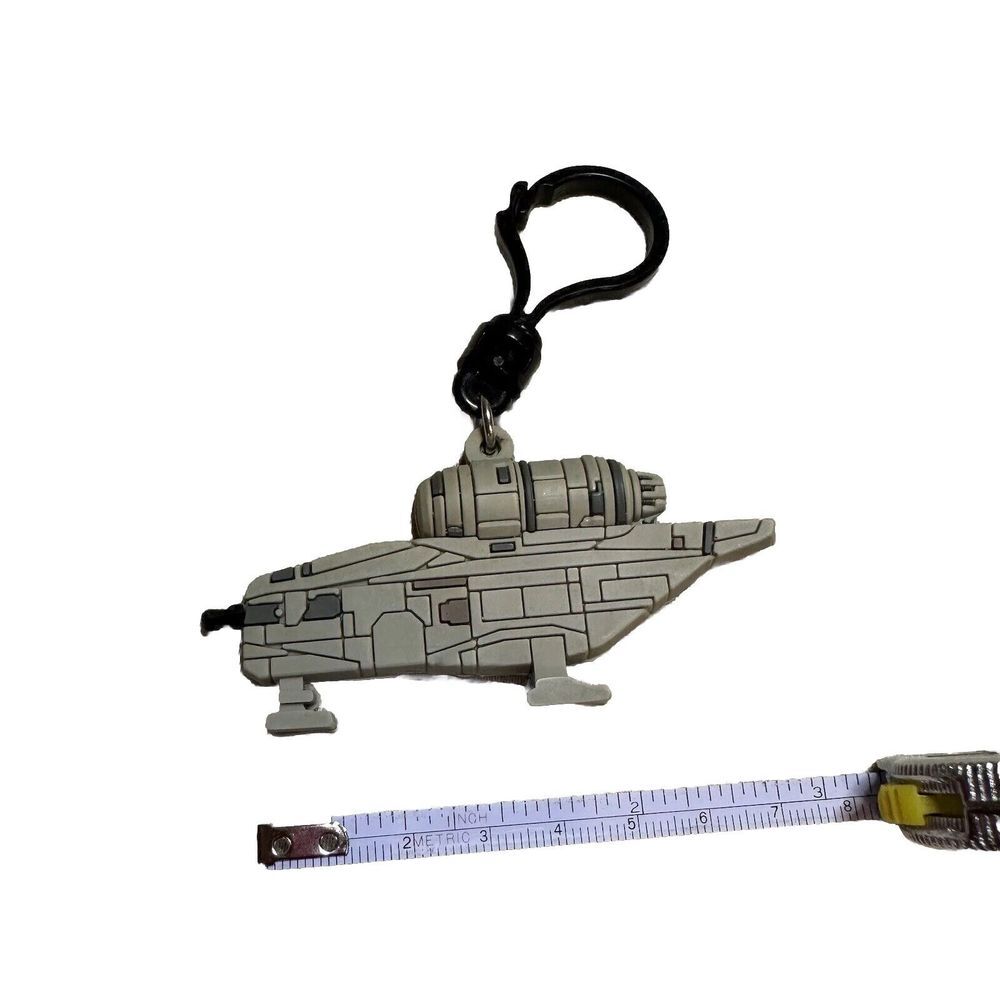 Stars Wars The Mandalorian 2 Razor‎ Crest Ship 3D Rubber Keychain Lucas Films